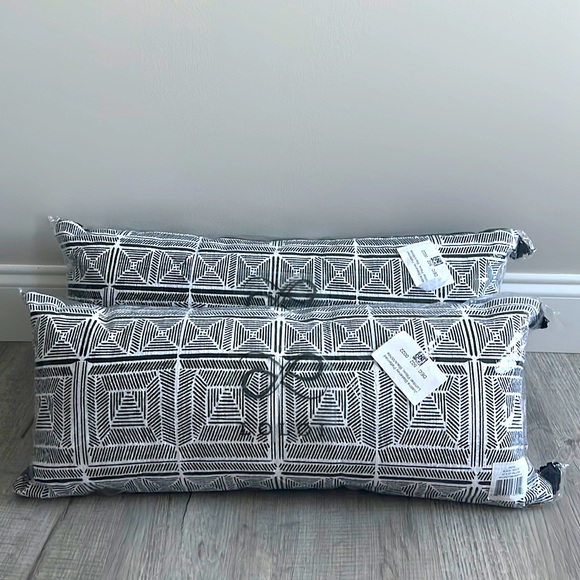 LOLOI pillows - Picture 2 of 5